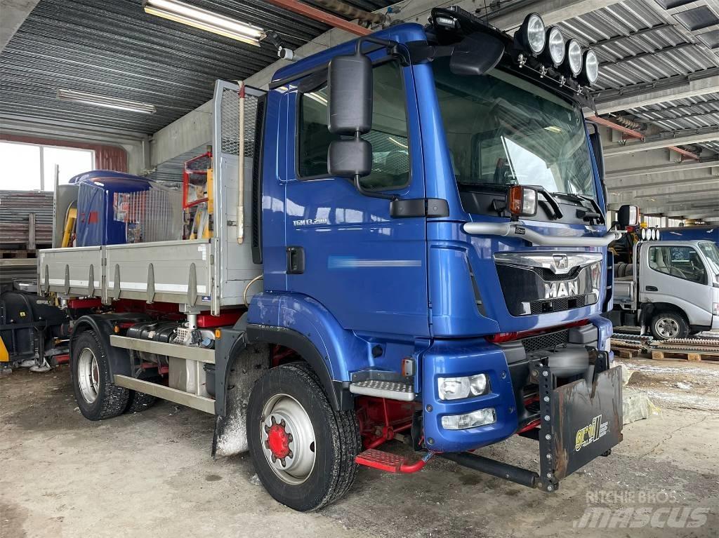 MAN TGM 13.290 4x4 自卸式货车