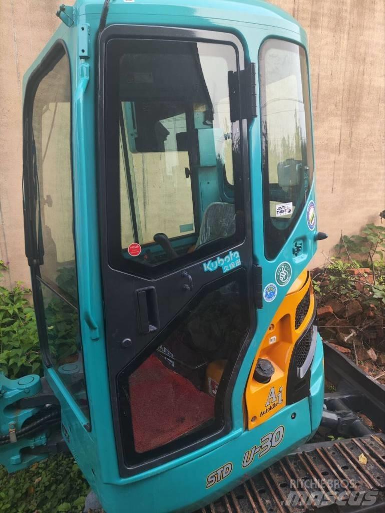 Kubota U 30 小型挖掘机