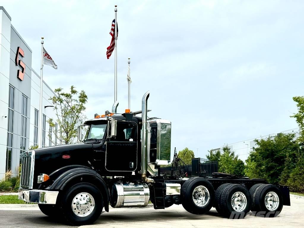 Peterbilt 357 牵引车