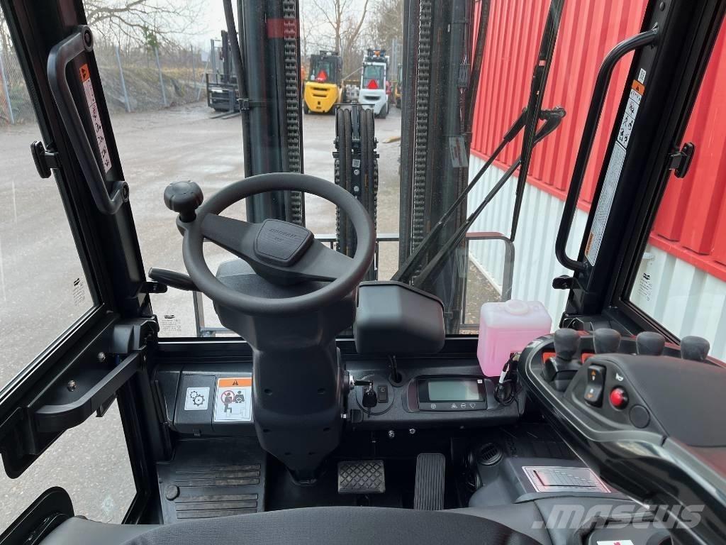 Doosan B 20 X-7 电动叉车