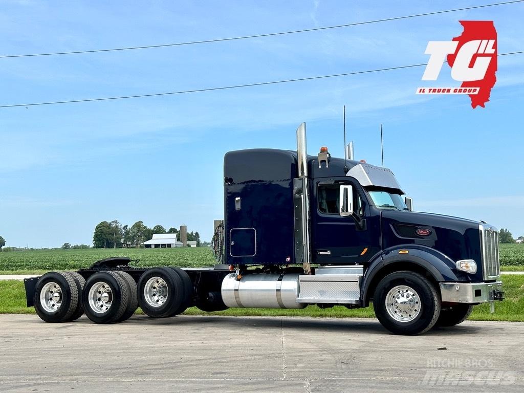 Peterbilt 567 牵引车