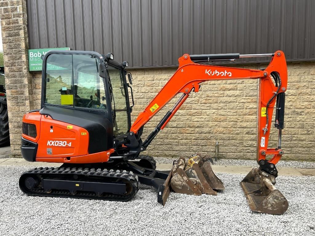Kubota KX030-4 小型挖掘机