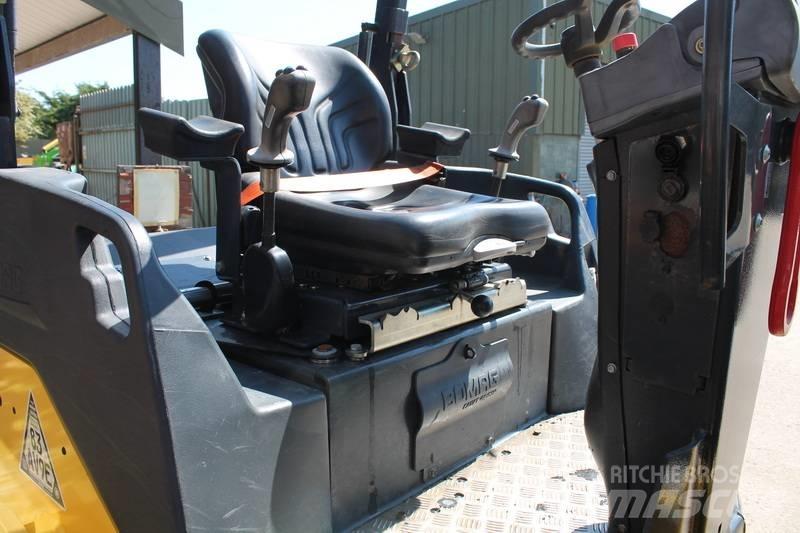 Bomag BW 135 AD-5 双轮压路机