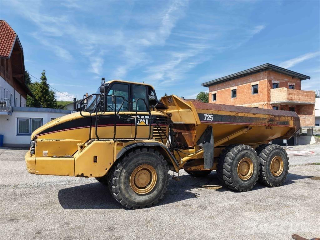 CAT 725 铰接式自卸车