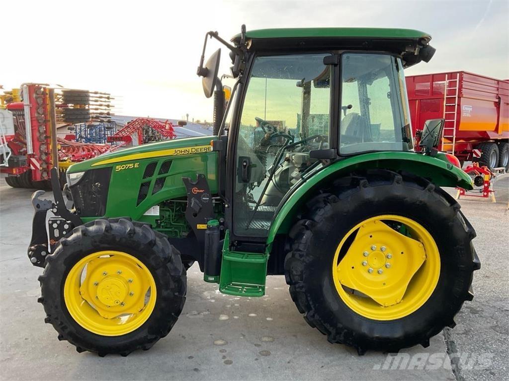 John Deere 5075E 拖拉机/农用车