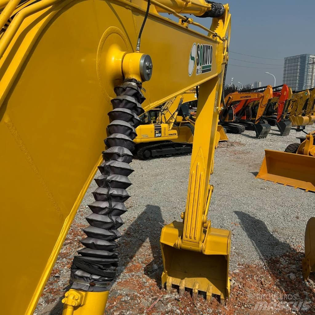 Komatsu 210-8 履带挖掘机
