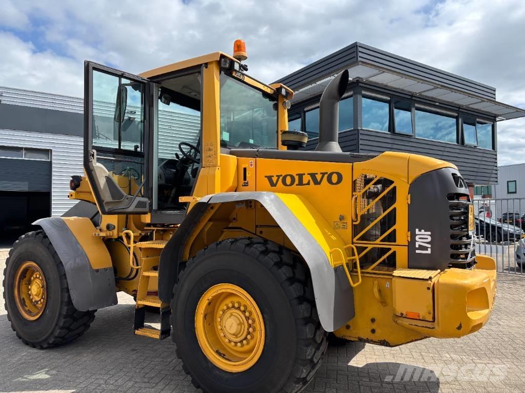 Volvo L 70 F 轮式装载机