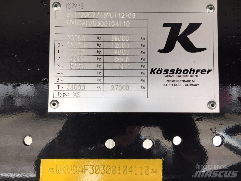 Kässbohrer Maxima 侧帘半挂车
