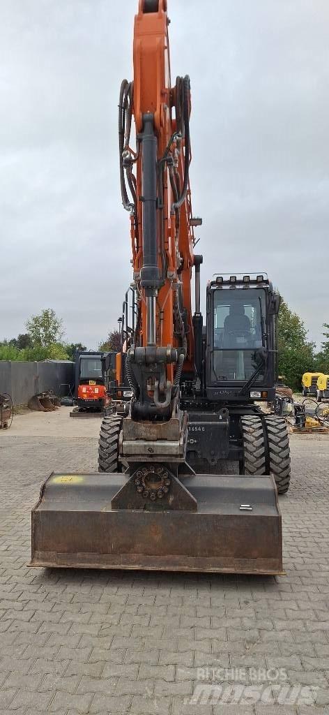 Doosan DX 165 WR-7 轮式挖掘机