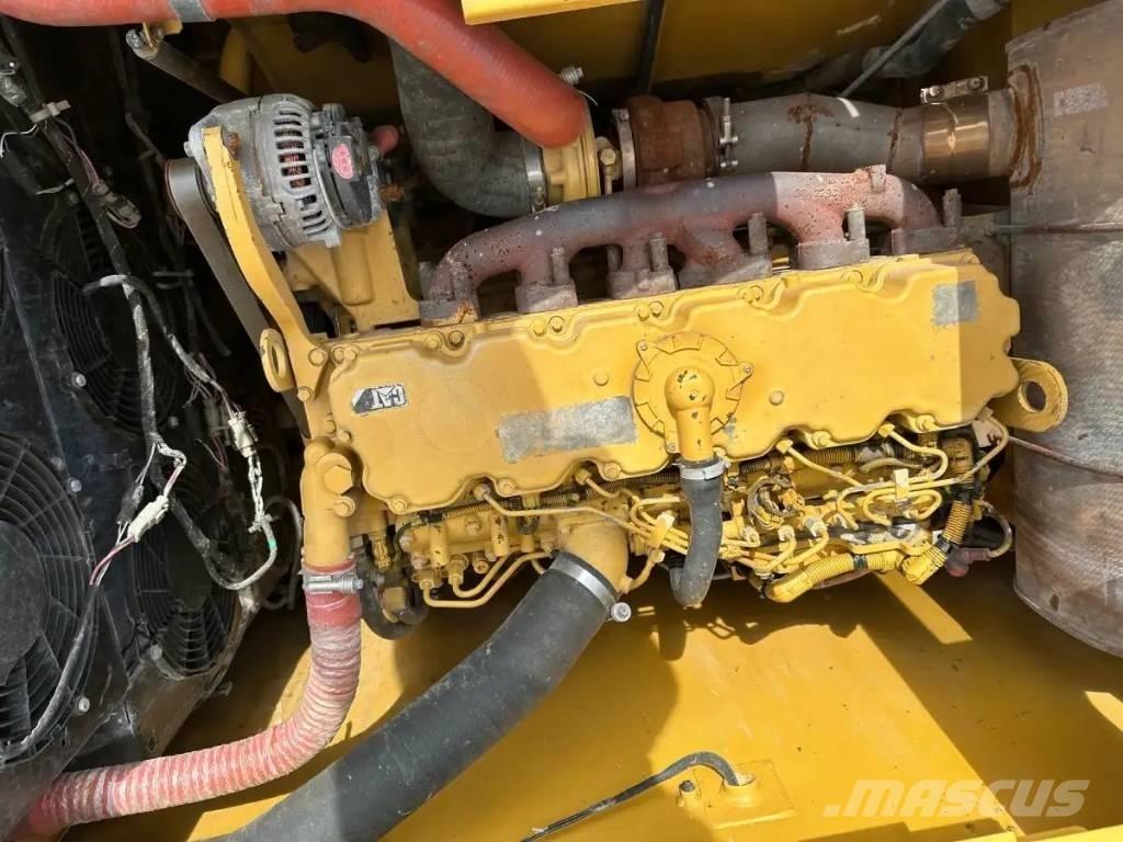 CAT 330GC 履带挖掘机