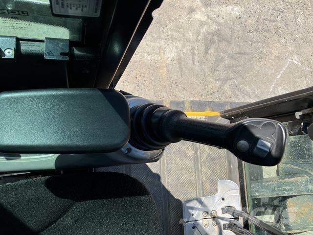 JCB 60 C-2 小型挖掘机