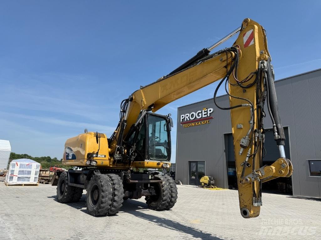 CAT M 313 D VAH 轮式挖掘机