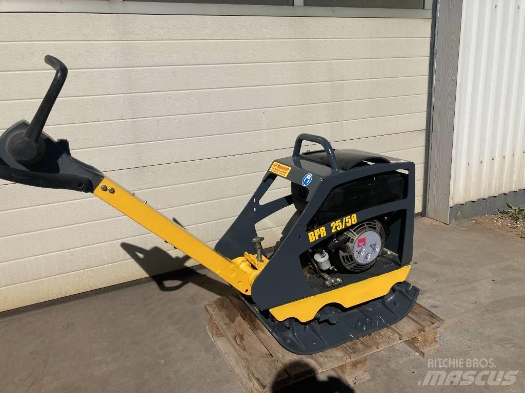 Bomag BPR 25/50 平板夯