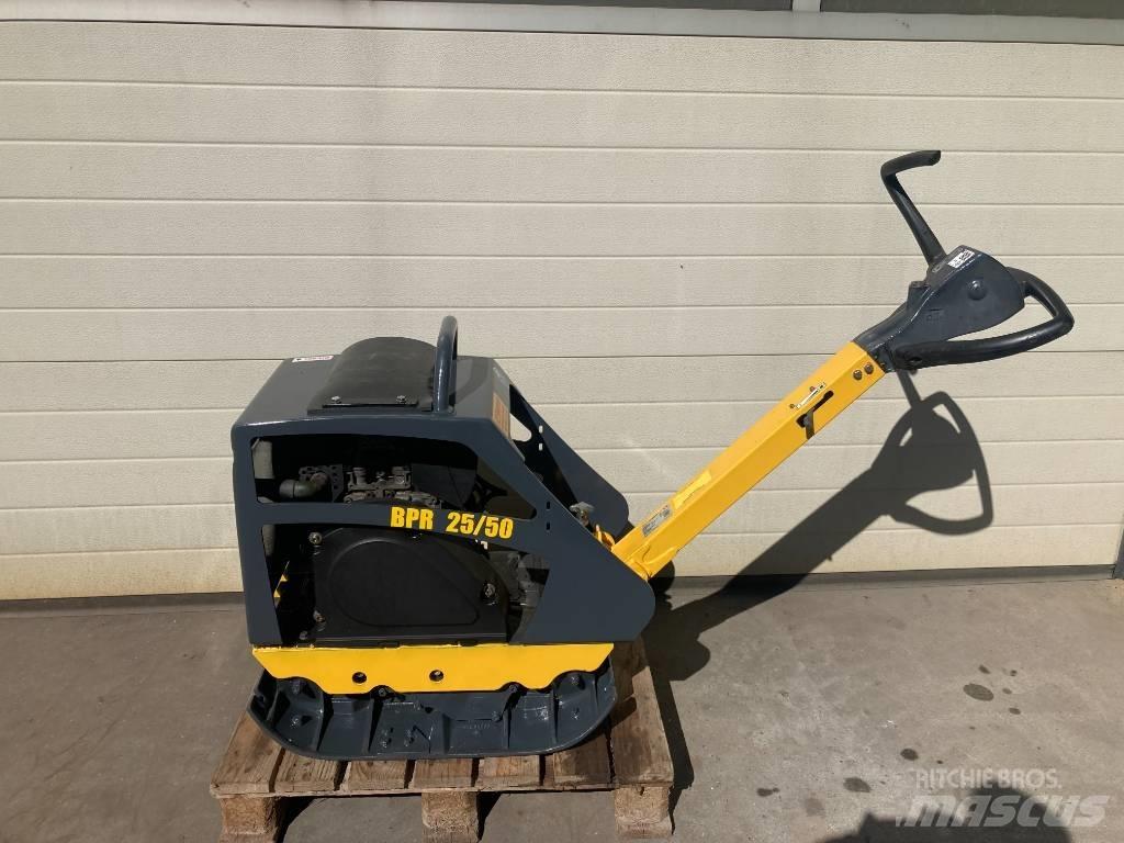 Bomag BPR 25/50 平板夯