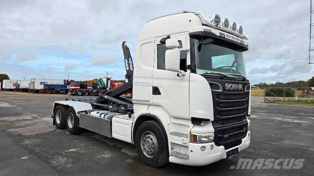 Scania R520 6X4 工程吊钩车