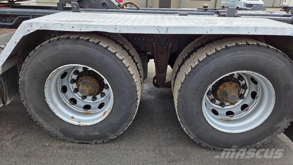 Scania R520 6X4 工程吊钩车