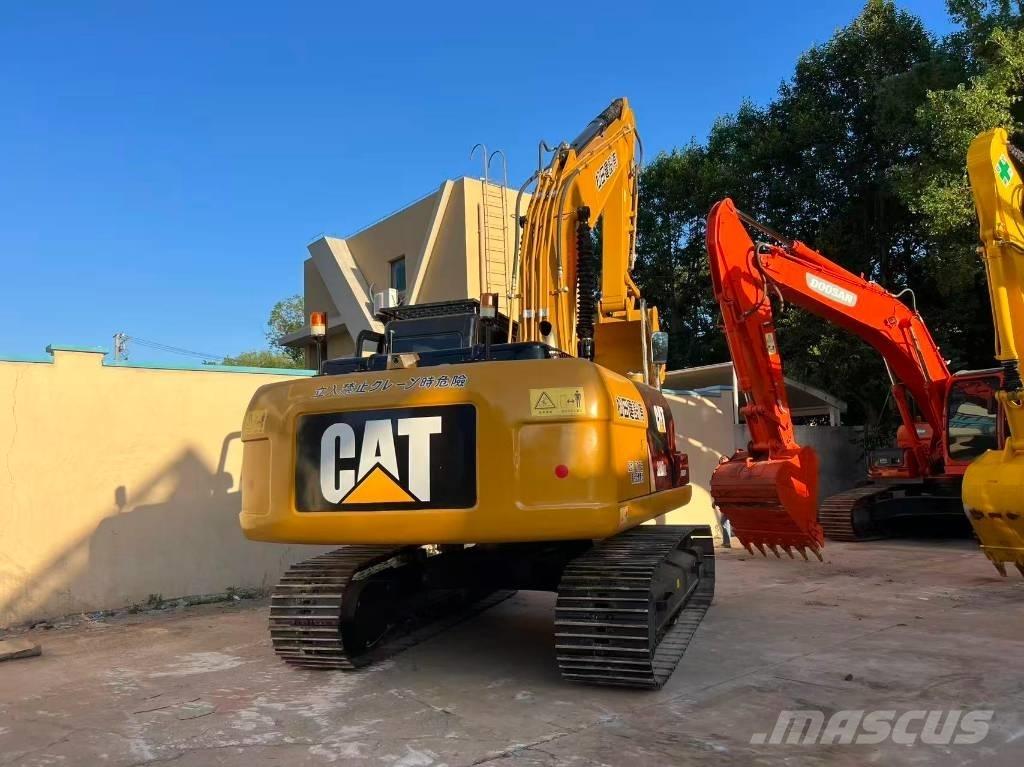 CAT 320 D 履带挖掘机