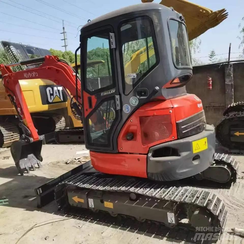 Kubota U 35 小型挖掘机