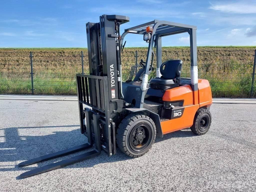 Toyota FDZN30 其他叉车