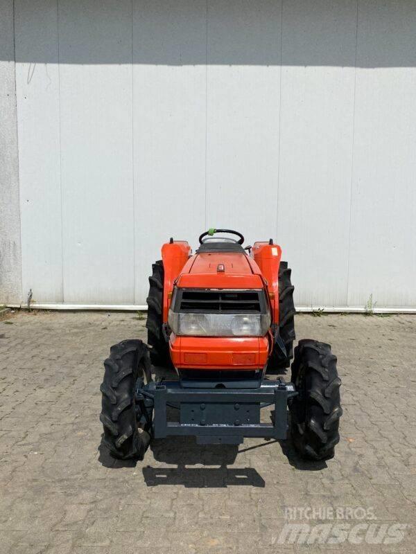Kubota GL29 小型拖拉机
