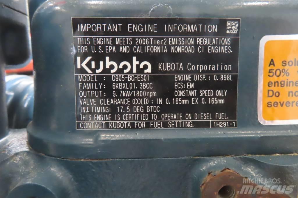 Kubota D905 发动机