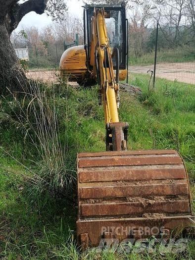 JCB 8060 小型挖掘机