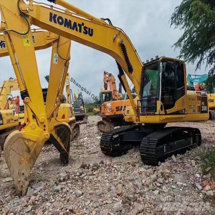 Komatsu 200-8 履带挖掘机