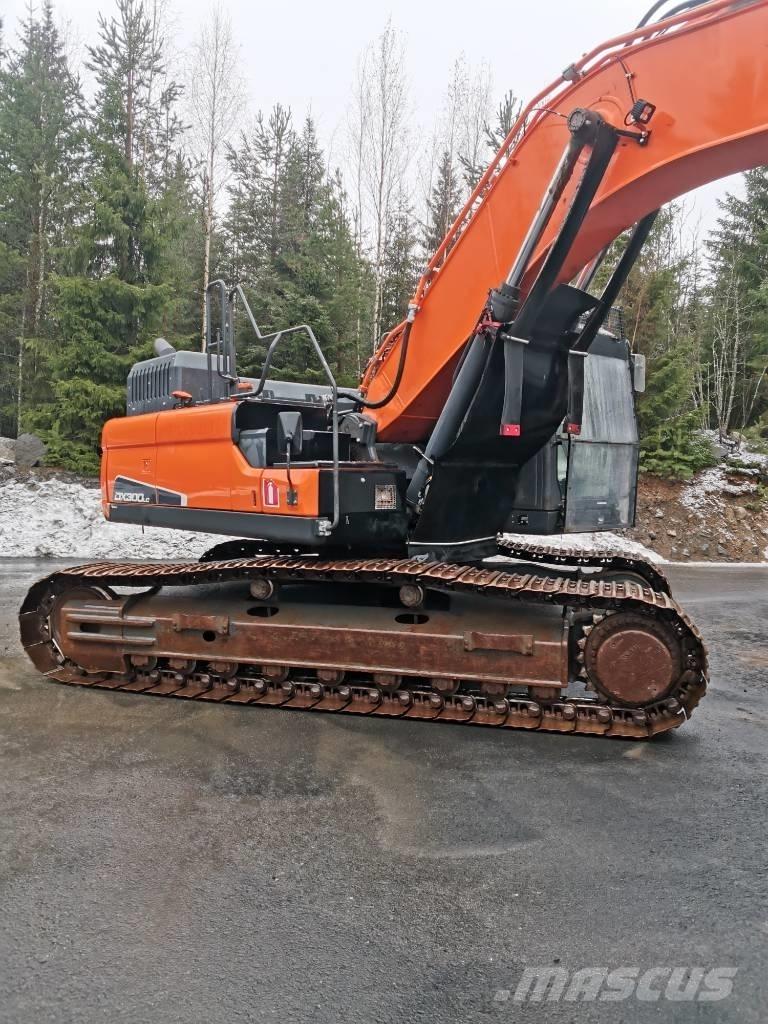 Doosan DX 300 LC-5 履带挖掘机