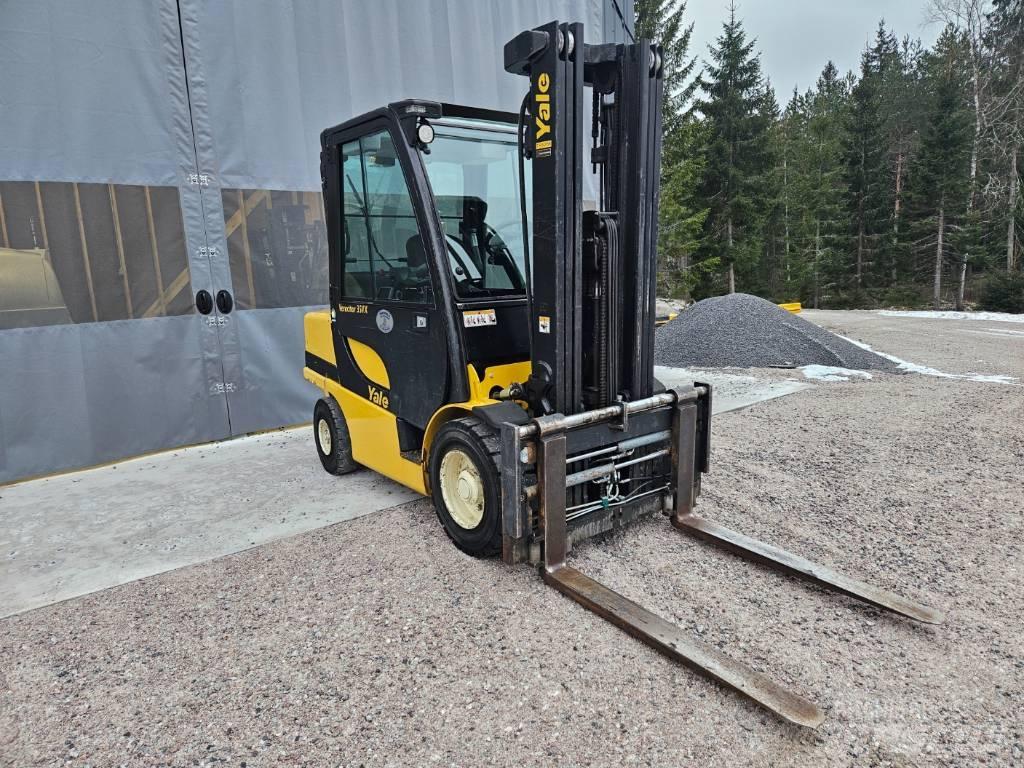Yale GDP 35 VX 柴油叉车