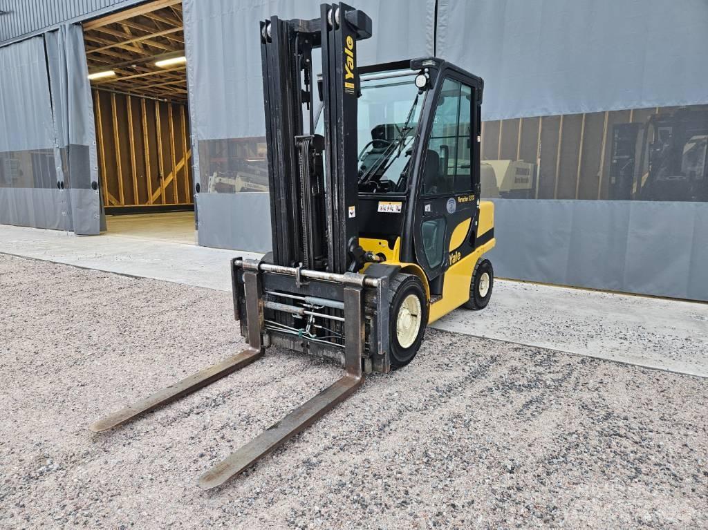 Yale GDP 35 VX 柴油叉车