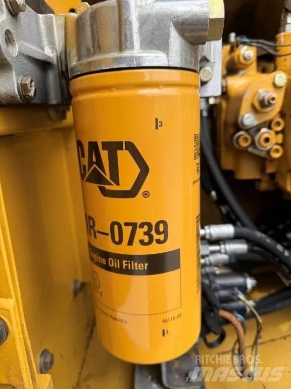 CAT 323DL (320DL) 履带挖掘机