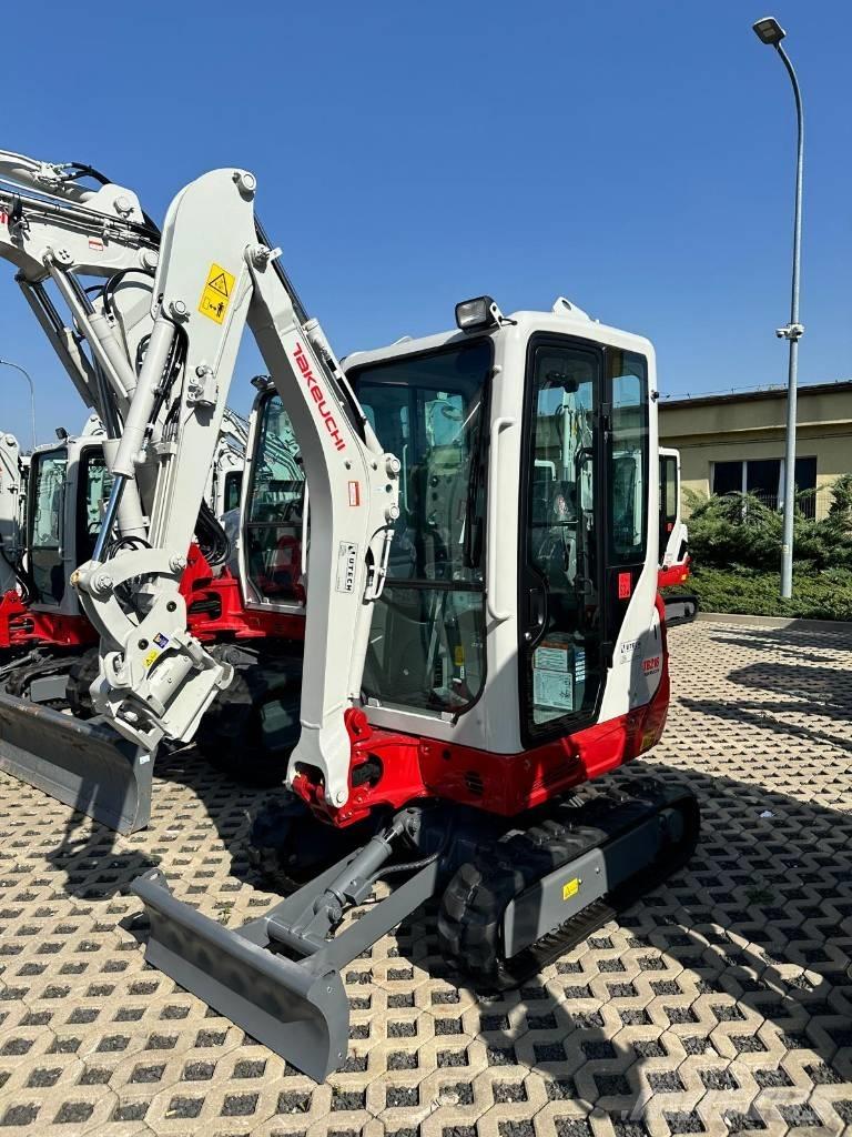 Takeuchi TB216 V0 小型挖掘机