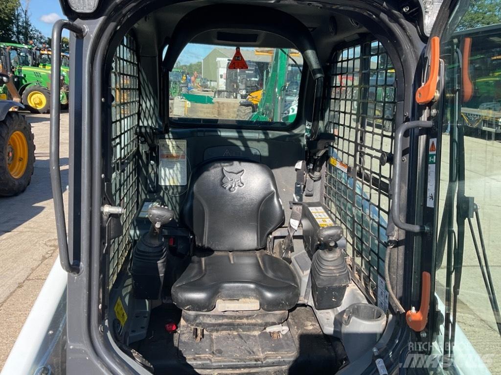 Bobcat T 450 滑移装载机
