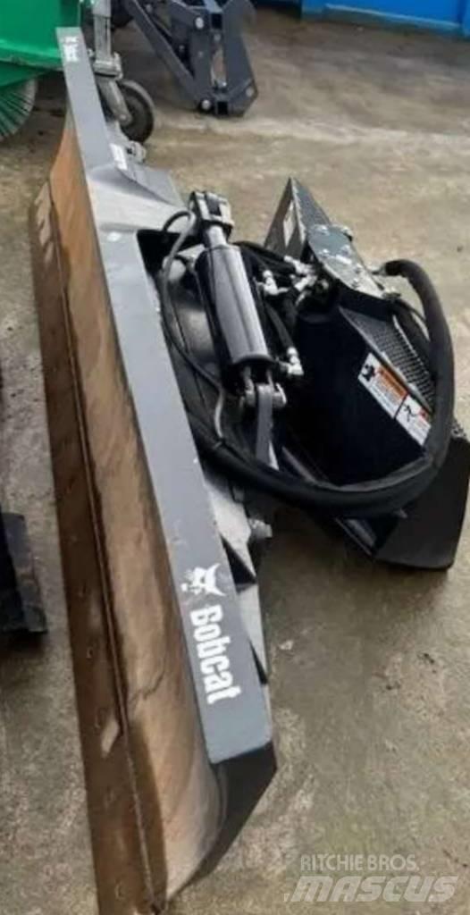 Bobcat Planierschild 小型装载机