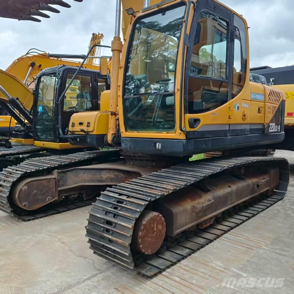 Hyundai R220LC-9S 履带挖掘机