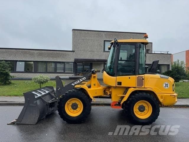 Volvo L 30 G 轮式装载机