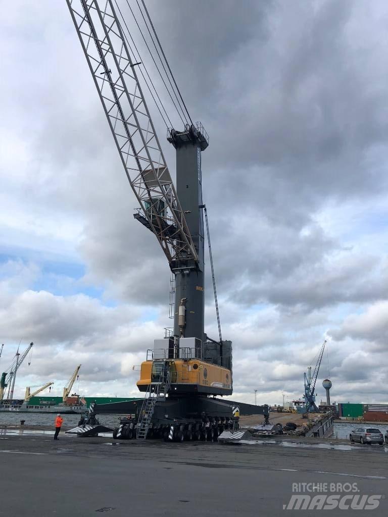 Liebherr LHM550 船用起重机