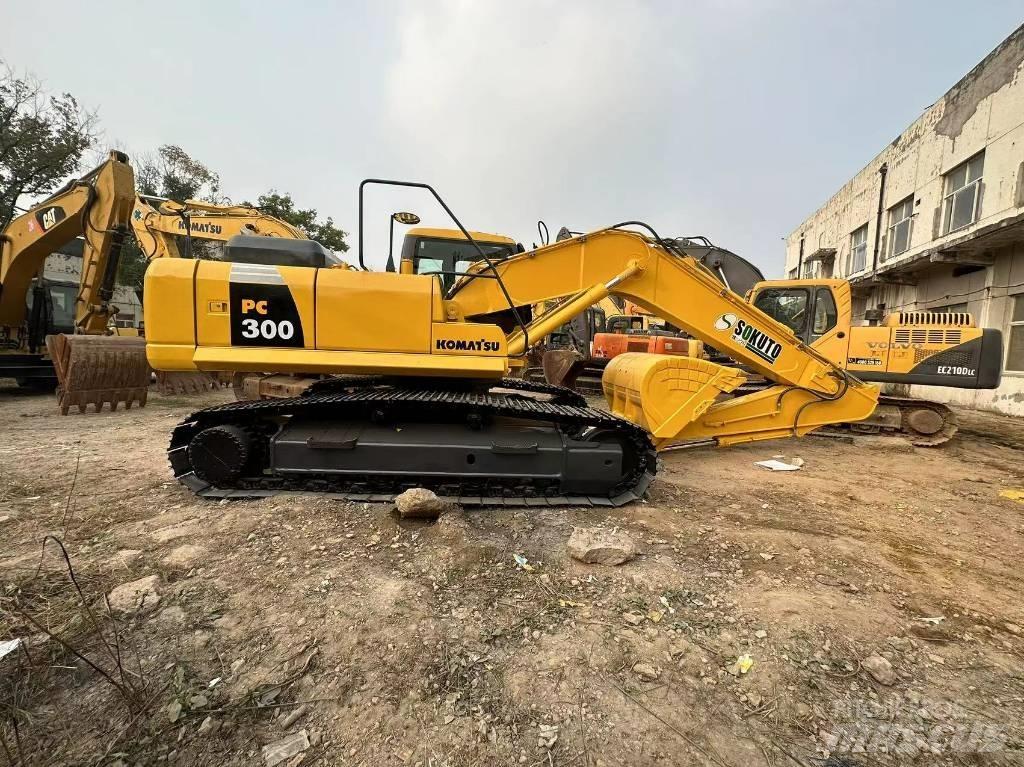 Komatsu PC 300 履带挖掘机