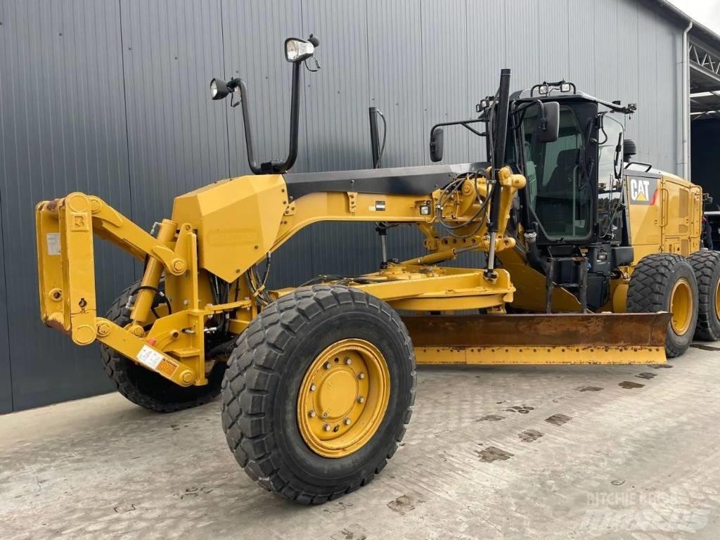 CAT 140M3 AWD 平地机/推土机