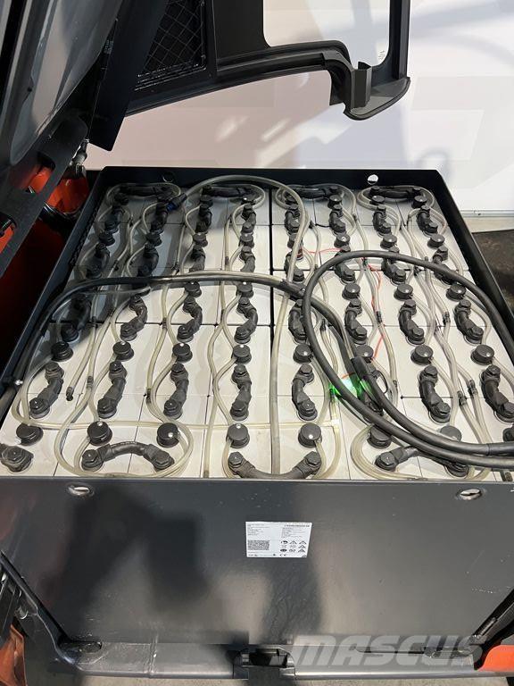 Linde E50HL-01 电动叉车