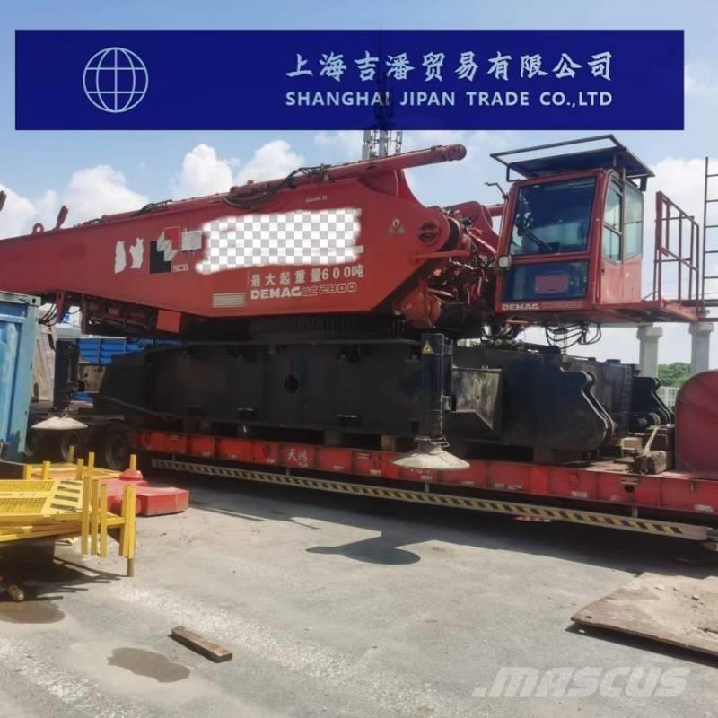 Demag CC 2800 履带起重机