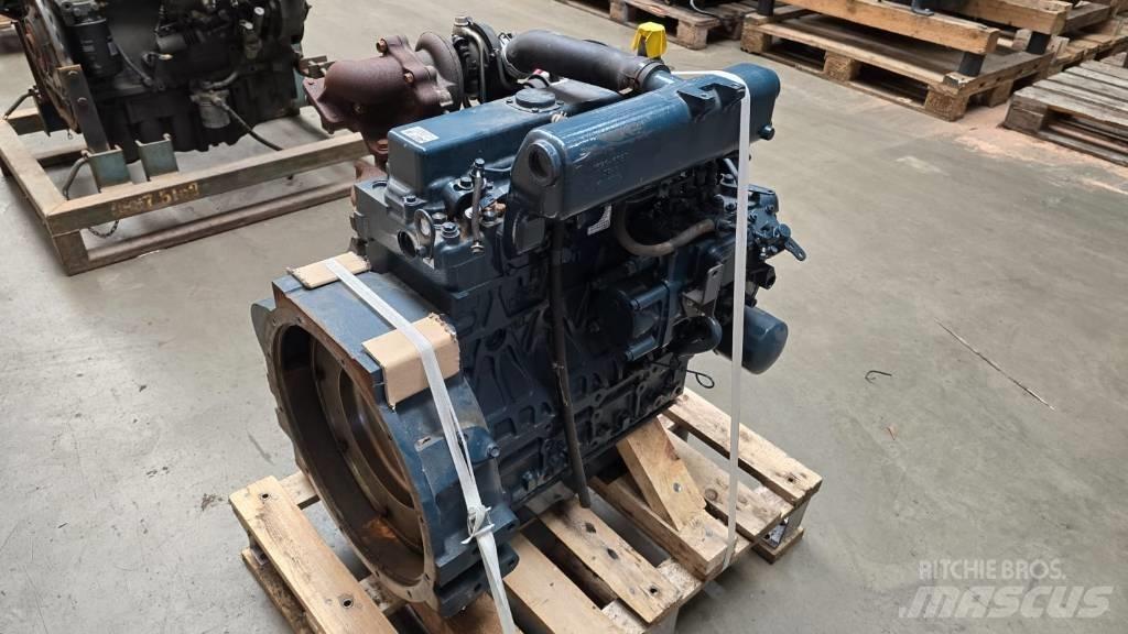 Kubota V2403-T 发动机