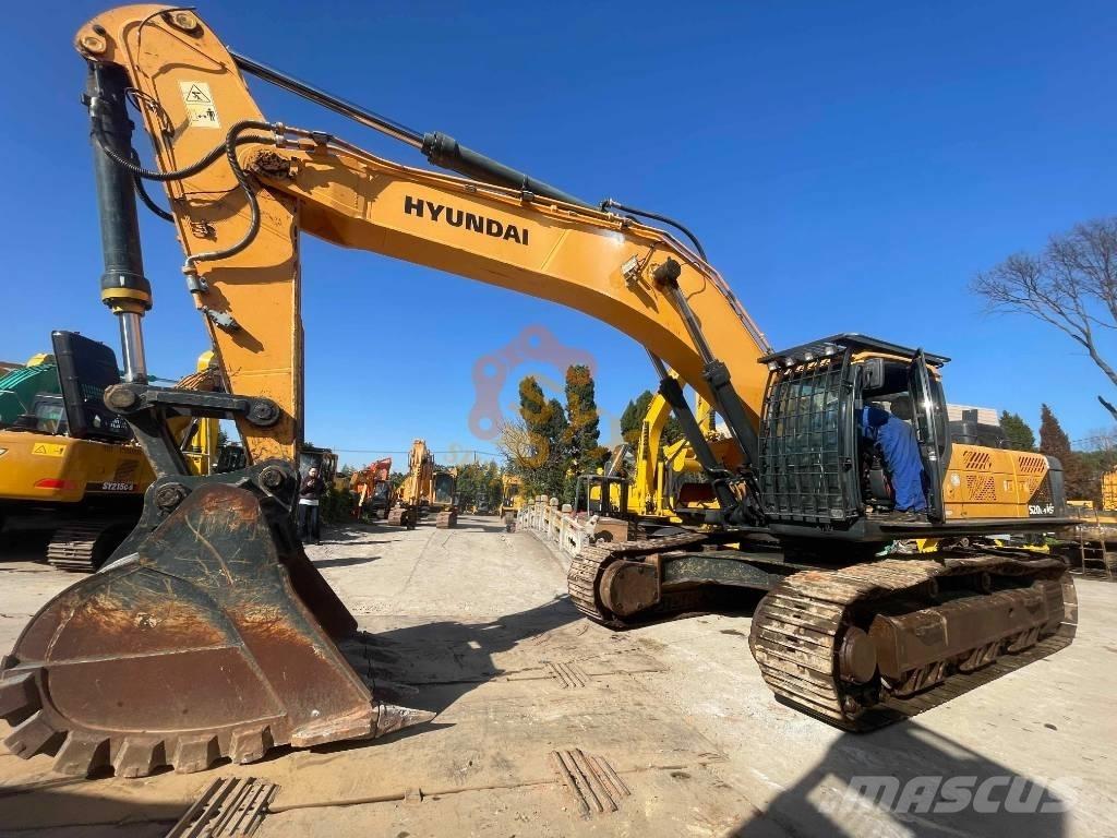 Hyundai Robex 520 VS 履带挖掘机