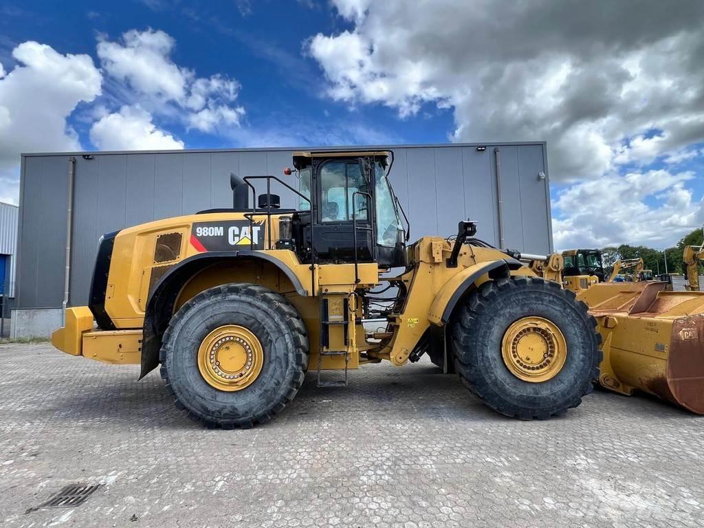 CAT 980M 轮式装载机