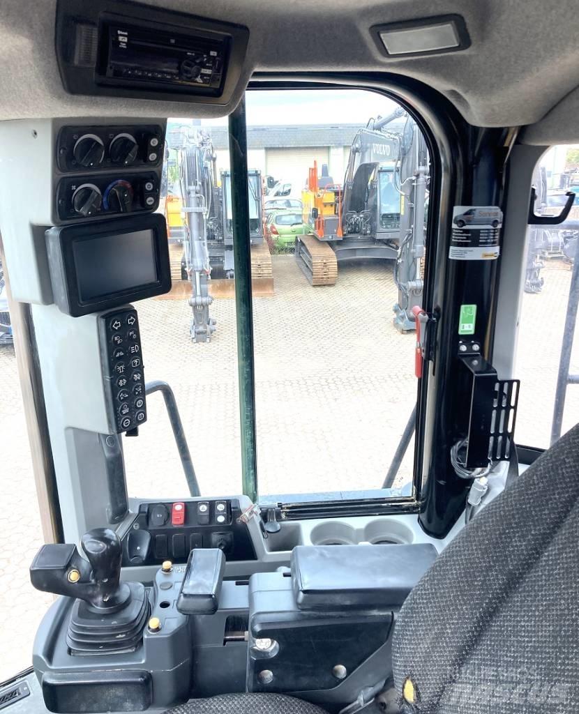CAT 972 M 轮式装载机
