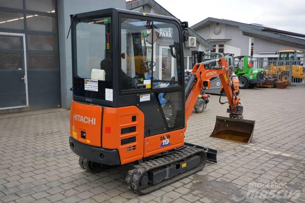 Hitachi ZX 19-6 小型挖掘机