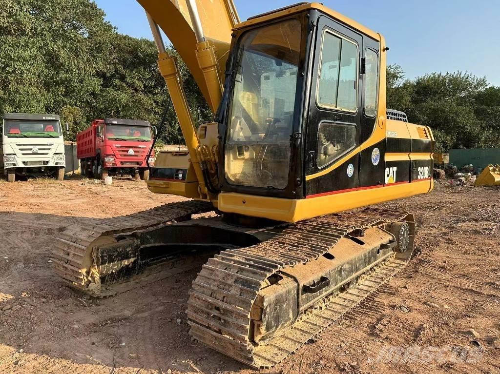 CAT 320 B 履带挖掘机