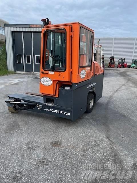 Combilift C 4500 侧卸式铲车