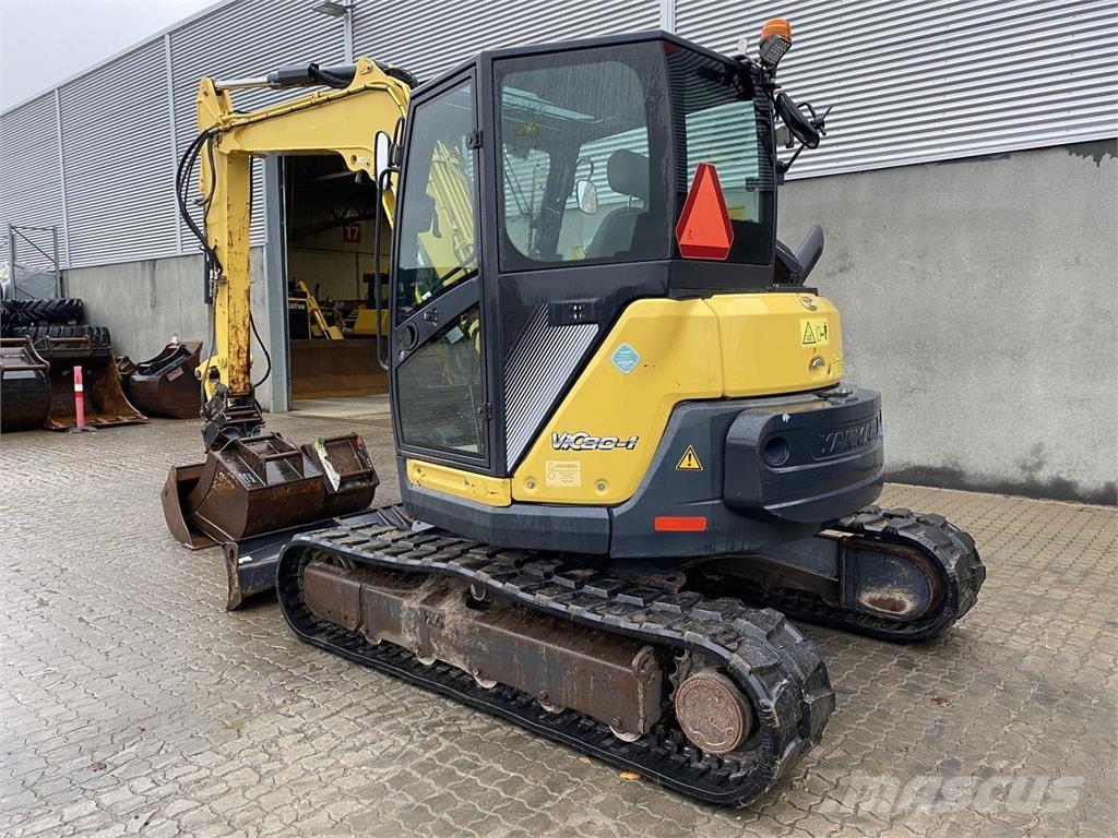 Yanmar VIO80-1A 轮式挖掘机