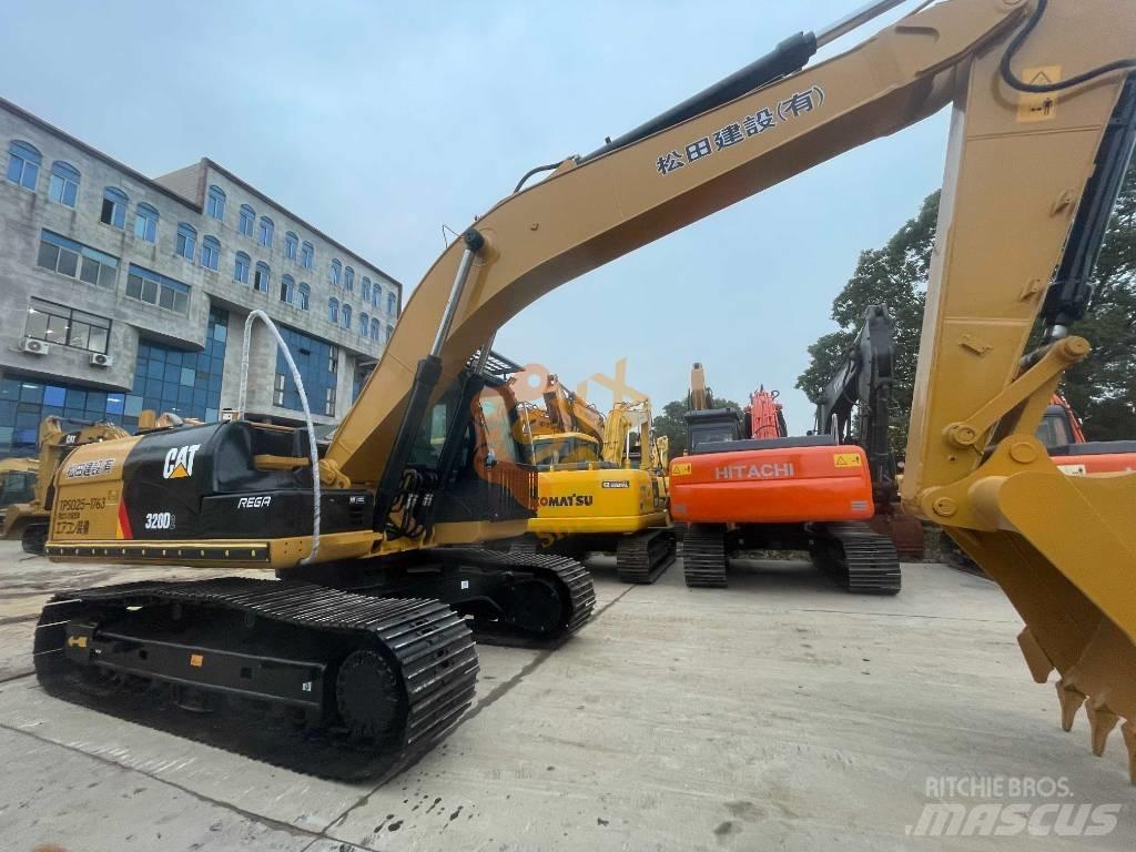 CAT 320 D 履带挖掘机